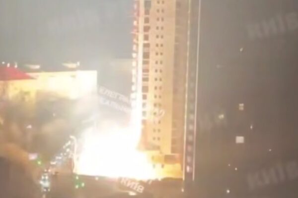 В Києві вибухнув трансформатор - соцмережі