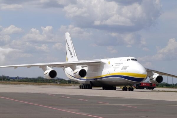 Стало відомо, куди полетів літак Ан-124 Руслан