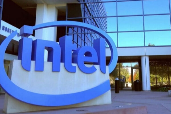 США купують 10% акцій Intel зі знижкою