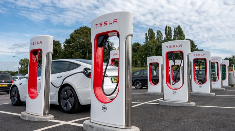 Tesla втрачає позиції: частка ринку США найнижча з 2017 року