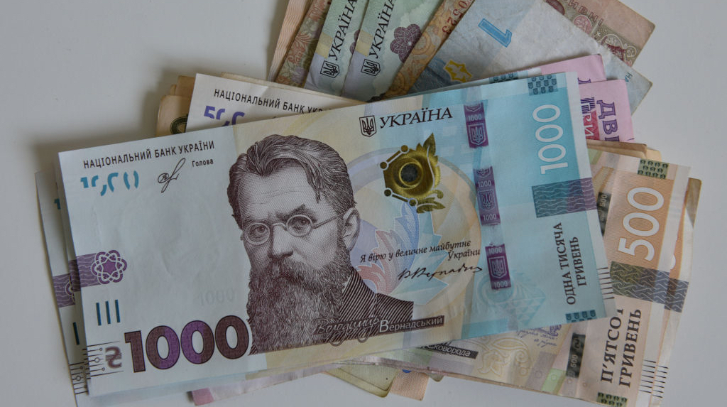 У ДПС повідомили, які галузі лідирують за сплатою податків