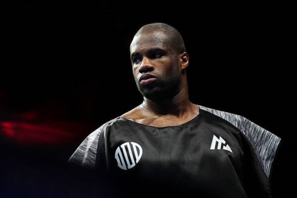 Дюбуа погодився провести вирішальний бій за право стати суперником Усика