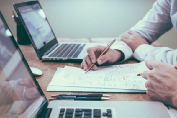 Брак кадрів і зростання цін б’ють по бізнесу сильніше, ніж обстріли — опитування