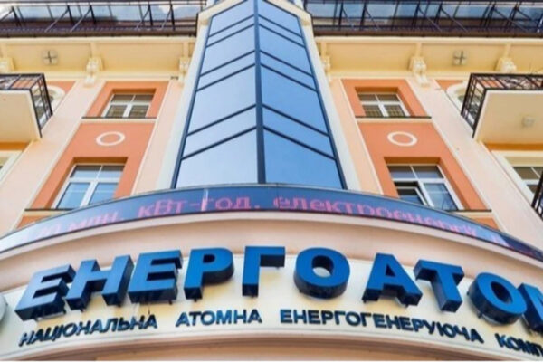 "Енергоатом" за 80 мільйонів замовив кран з Китаю для добудови Хмельницької АЕС