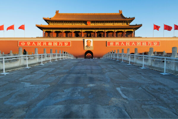 Китай почав відмовлятися від улюбленого сорту нафти РФ після санкцій США