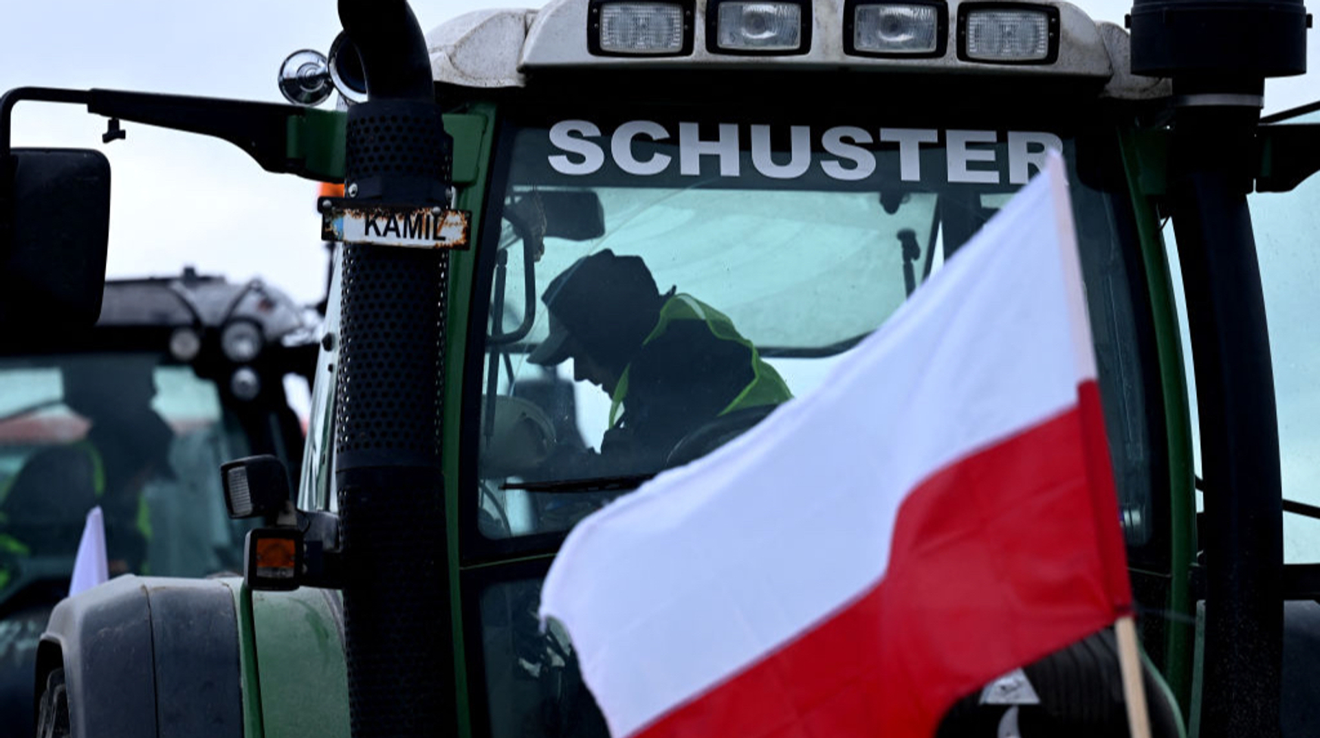 Польські фермери місяць проводитимуть протести по всій країні