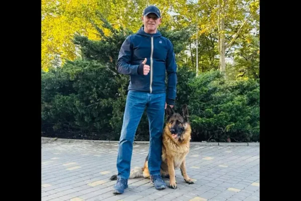 Собака як доказ. Труханов опублікував фото своєї присутності в Одесі