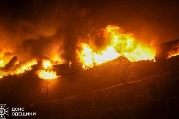 На Одещині вибухи: в ОВА закликали бути уважними