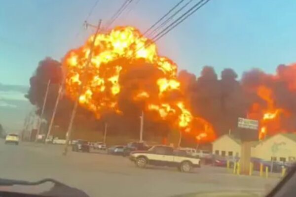 Аварія вантажного літака у США: що відомо