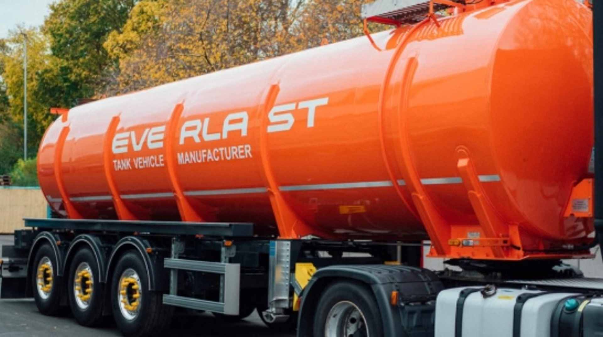 Одеський виробник автоцистерн повідомив про пошкодження заводу в результаті атаки РФ