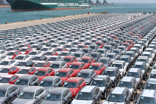 Інтерес українців до вживаних імпортованих авто зростає: ТОП-10 моделей