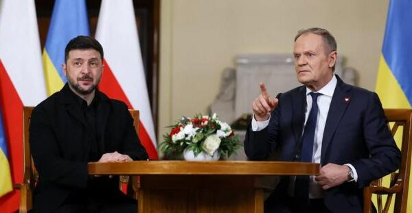 "Наші настрої стали менш проукраїнськими": Туск заявив, що іноді в Польщі є відчуття, ніби не всі українці цінують їхні зусилля