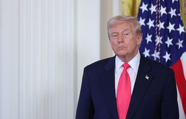 "Найкращий кандидат": Болтон пояснив, хто може "приборкати" проросійські настрої Трампа