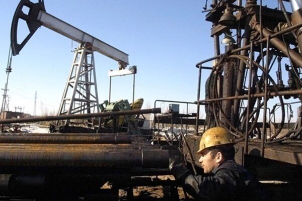 В Росії заявили про втрату "трильйонів доларів" через ціну на нафту