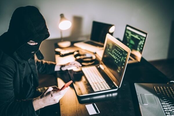 Поліція попередила про нову шахрайську схему в Україні