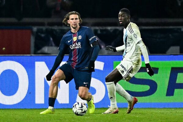 ПСЖ, затамувавши подих, стежив за діями Забарного на полі