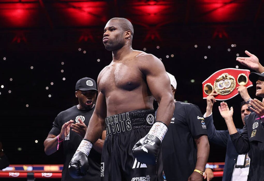 Команда Дюбуа націлилася на поєдинок за чемпіонський пояс