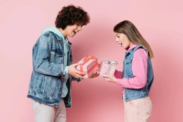 Не тільки Валентин: дивні та моторошні любовні традиції різних країн світу