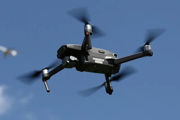 Хімічні грілки для «пташок»: як українські військові рятують БпЛА від морозів