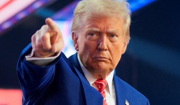 Авіаудари й атаки на лідерів: Трамп розглядає силовий сценарій проти Ірану, - CNN