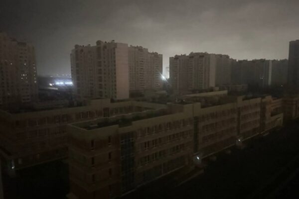 В російському Орлі після атаки БПЛА зникло світло