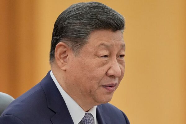 Сі закликав зробити юань світовою резервною валютою