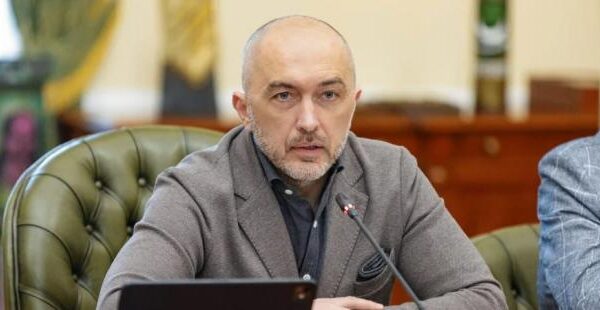 Для з’ясування ситуації із затриманням працівників Ощадбанку: Команда НБУ вирушає до Будапешта