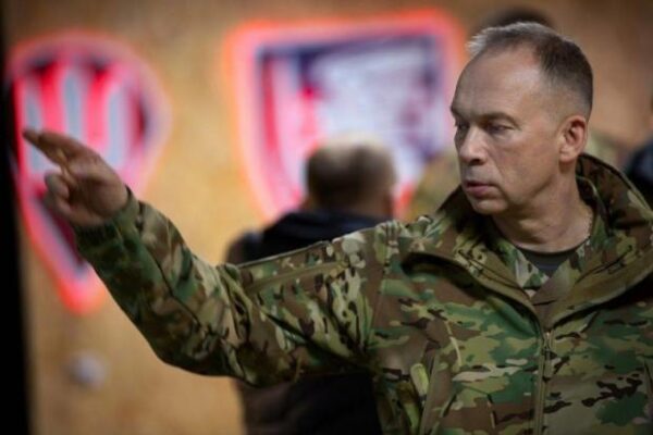 Окупанти накопичують сили та готуються до наступу: Сирський розповів, який напрямок під загрозою