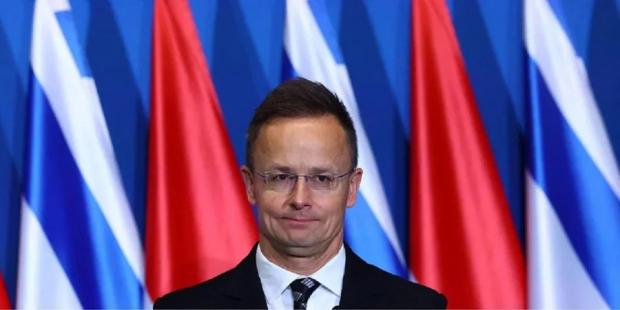 "Це робота дипломата": Сійярто визнав, що телефонував Лаврову під час важливих зустрічей