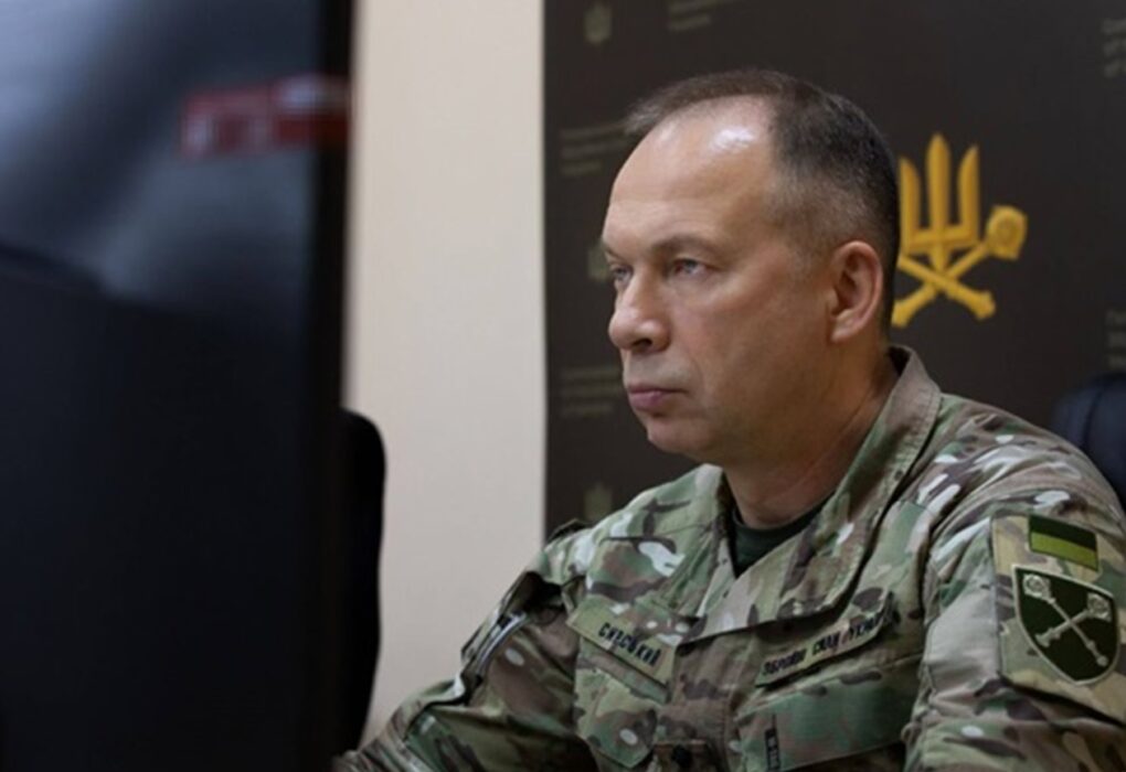 Війна вступила в нову стадію - Сирський