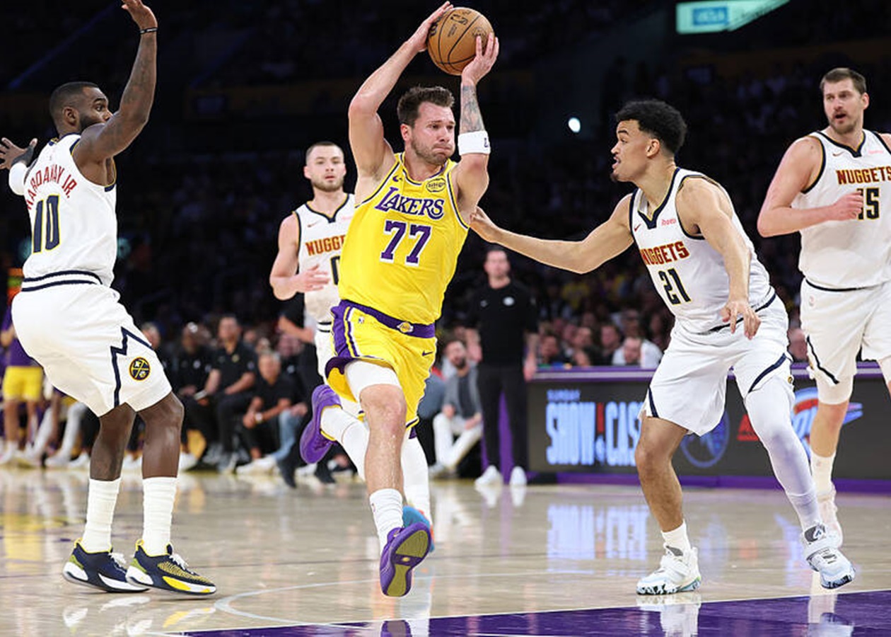 НБА: Лейкерс у овертаймі здолали Денвер