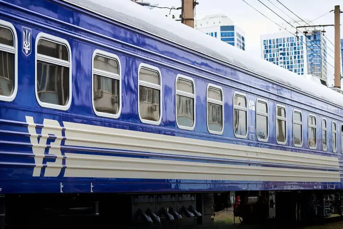 Падіння вантажної бази позбавило «Укрзалізниці» можливості фінансувати пасажирські перевезення – експерт