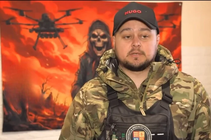 Українець врятувався з окупації завдяки фото на фоні Кремля, доєднався до війська та нищить росіян