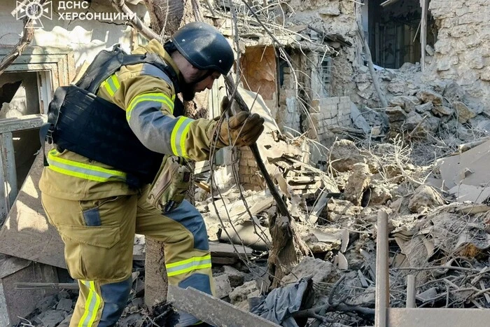 Атака на Херсон: серед постраждалих – діти