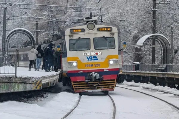 «Укрзалізниця» переходить до моделі PSO: уряд виділив бюджетне фінансування для пасажирських перевезень