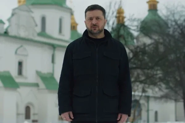 Чотири роки після «Київ за три дні». Історія спротиву, який бачить світ