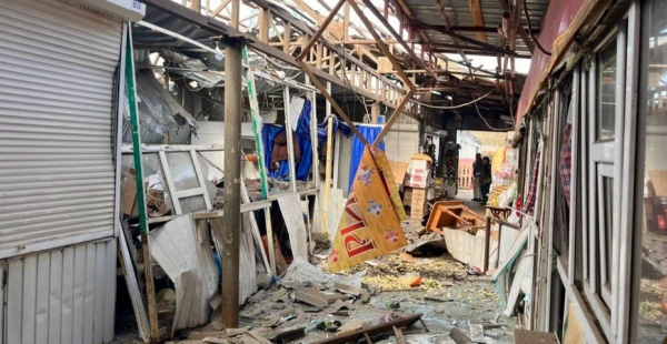 Десятки поранених та багато загиблих: Росіяни атакували ринок у Нікополі (фото)