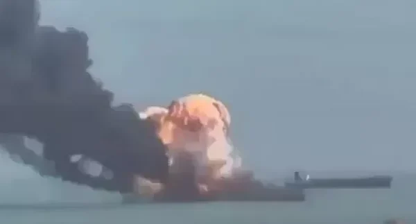 Іран заявив, що потопив військовий корабель США (відео)