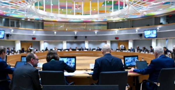 Посли ЄС схвалили 90 млрд євро кредиту для України та новий пакет санкцій проти РФ