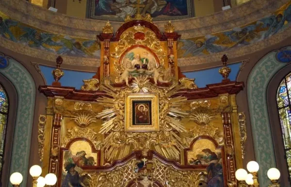 "Рейдерське захоплення святині": Угорщина націоналізувала український монастир у Марія-Повчі