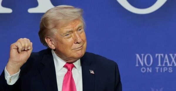 "Великий талант": Трамп заявив, що був "дуже задоволений" реакцією Секретної служби на стрілянину в Білому домі