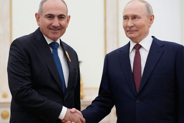 Пашинян назвав "нереалістичним" повернення Вірменії до ОДКБ