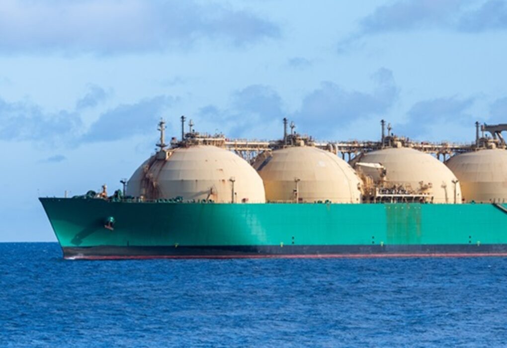 Ормузьку протоку намагаються залишити перші танкери з катарським ЗПГ