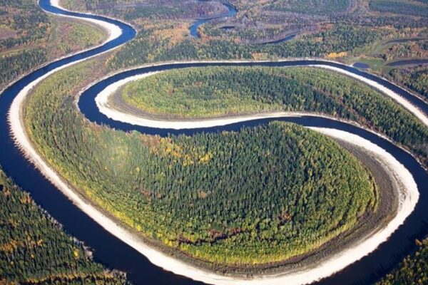 Росія планує відновити проєкт СРСР з "повороту сибірських річок"