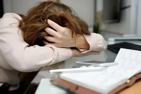 Українці, які втратили роботу через війну, можуть подати заявку до Реєстру збитків