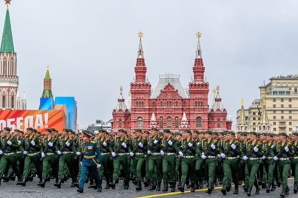 Лідери країн колишнього СРСР масово проігнорували парад у Москві