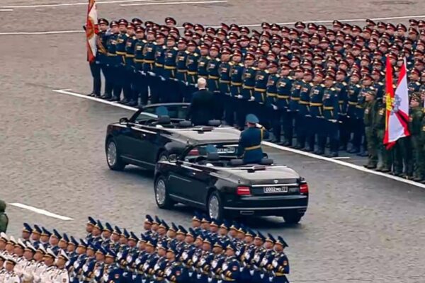 У Москві відбувся найкоротший в історії парад