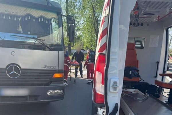 В Ірпені вантажівка збила на смерть дівчинку