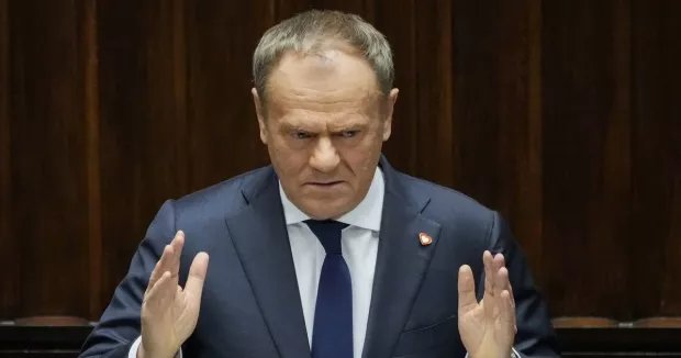 "Конфлікт між Польщею та Україною тішить Путіна і шокує наших союзників": Прем'єр Туск різко відреагував на рішення президента Навроцького позбавити Зеленського найвищої нагороди Польщі