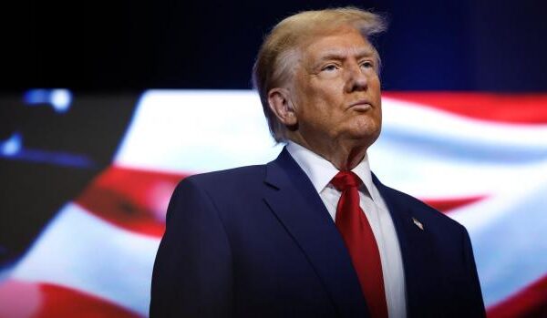 "Це безглуздо": Трамп знову різко розкритикував НАТО